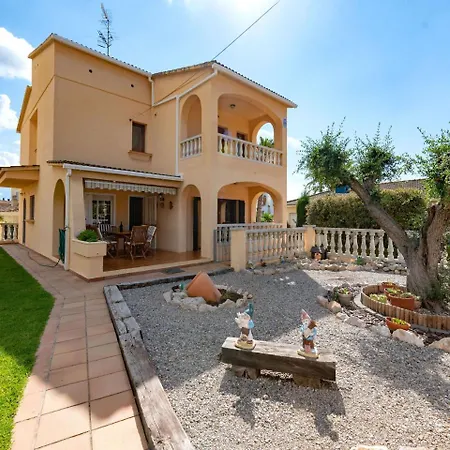 Holiday home Holiday Mar De Java Segur de Calafell